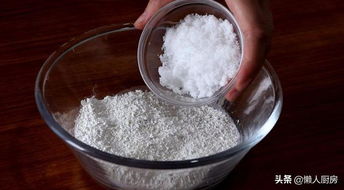 不用冷藏,无需用到烤箱,这样做的椰汁千层糕,软糯q弹不粘牙