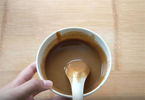 麻酱烧饼,一斤面,8两水,半碗芝麻酱,不用烤箱不揉面,超简单 面粉 面糊 白糖 面饼 坚果 五香粉 烹调方法 粉末状食品原料 网易订阅