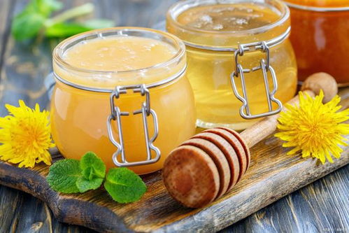 如何辨别真假蜂蜜 告别白糖与糖浆的伪装，挑选纯正好蜜